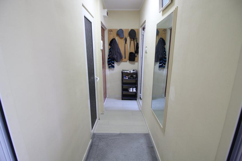 Apartament cu 2 camere semidecomandat în Micro 19