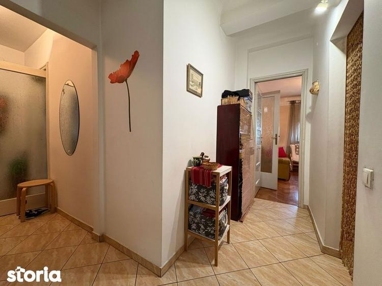 Apartament cu 5 camere, mobilat în Moșilor