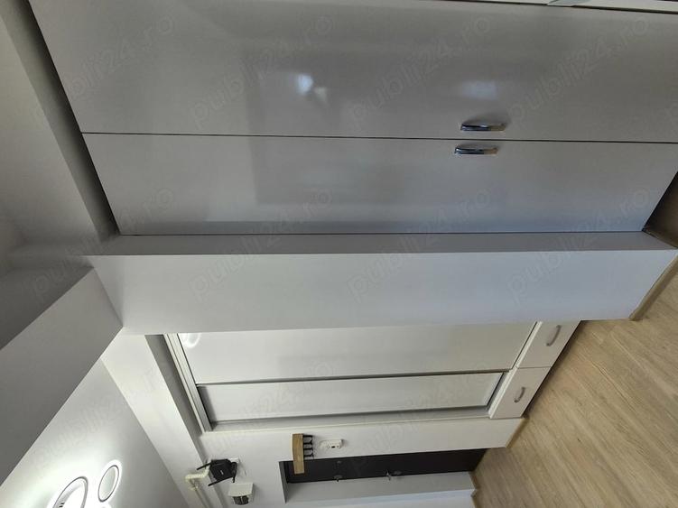 Apartament cu 3 camere decomandat în Vest