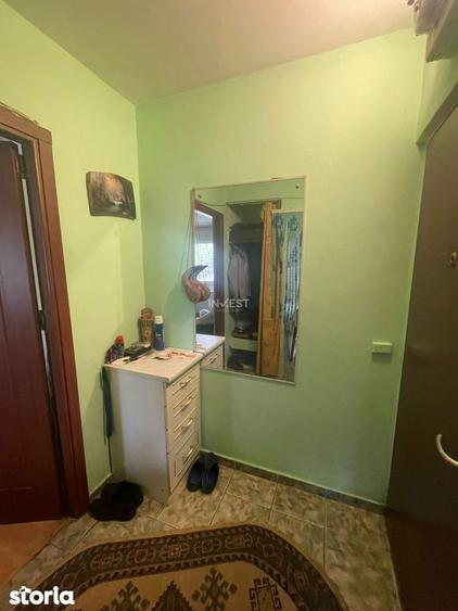 Apartament cu 2 camere semidecomandat, mobilat în Podu Roș — fotografia 2