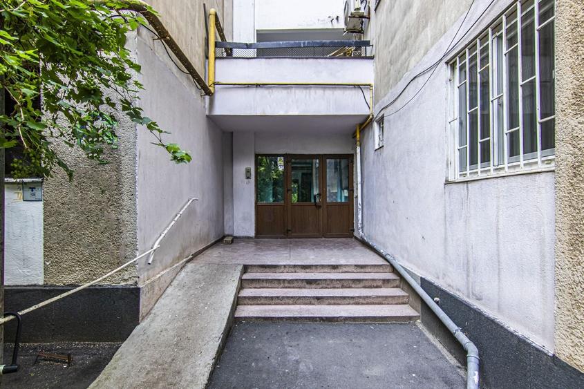 Apartament cu 2 camere decomandat, mobilat în Drumul Taberei