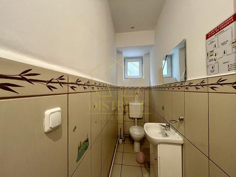 Casă individuală cu 5 camere cu Canalizare în Simion Bărnuțiu