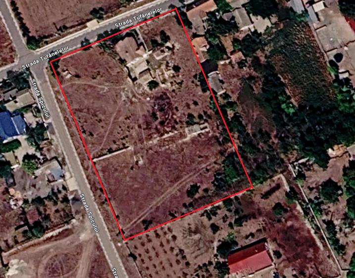 Casă individuală cu 3 camere cu Teren 5000 Mp în Plopeni