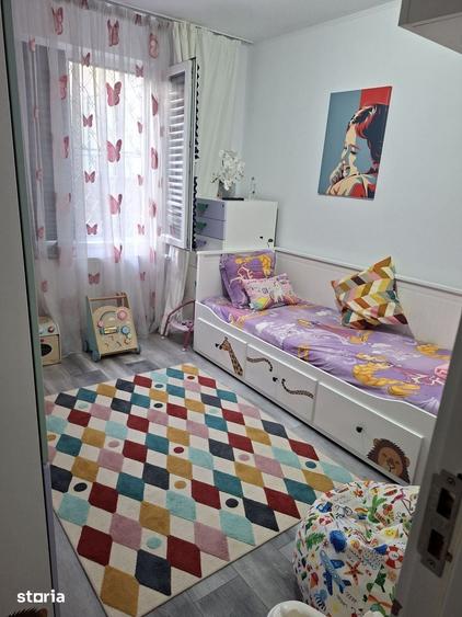 Apartament cu 4 camere decomandat în Militari