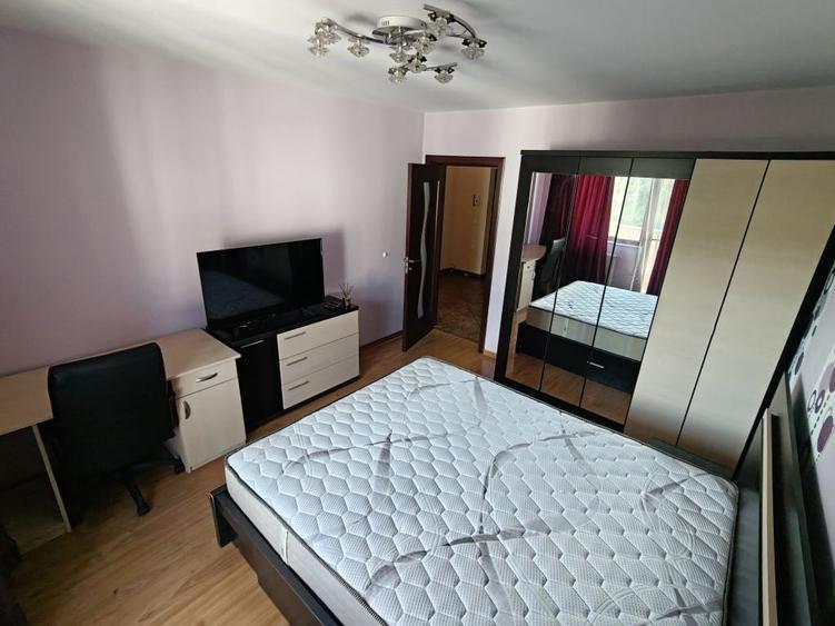 Apartament cu 2 camere decomandat în Exterior Vest