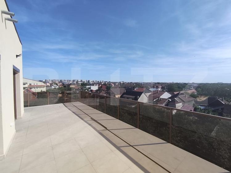 Apartament cu 3 camere decomandat în Iosia