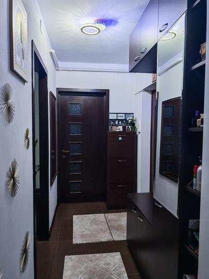Apartament cu 2 camere decomandat în Satu Nou