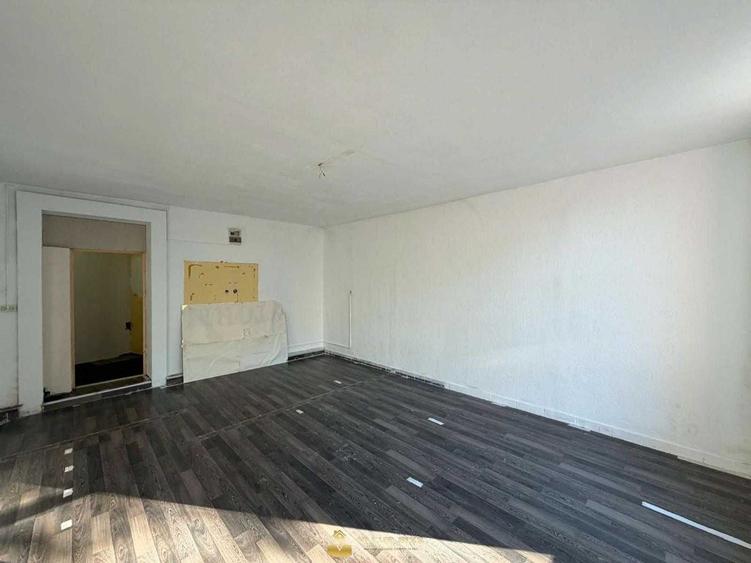 Spațiu comercial, de 173 mp, în Central