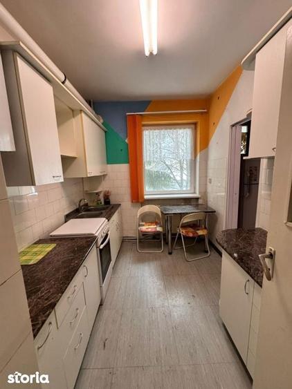 Apartament cu 4 camere în Central