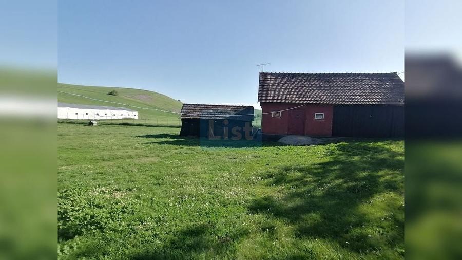 Casă cu 2 camere cu Canalizare în Ploscoș
