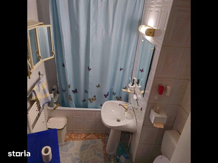Vand apartament ultracentral. - 2