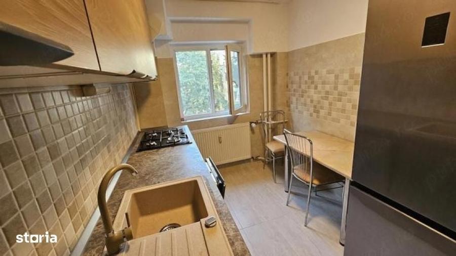 Apartament cu 2 camere decomandat în Turda