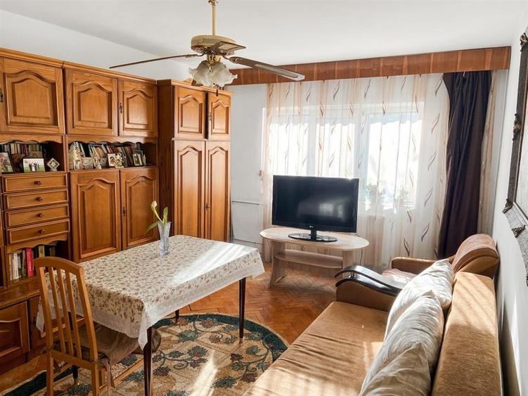 Apartament cu 3 camere decomandat în Calea Aradului