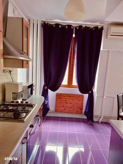 Apartament cu 2 camere semidecomandat în P-ța Muncii