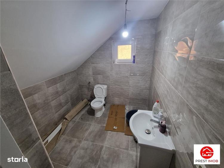 Casă cu 4 camere în Central