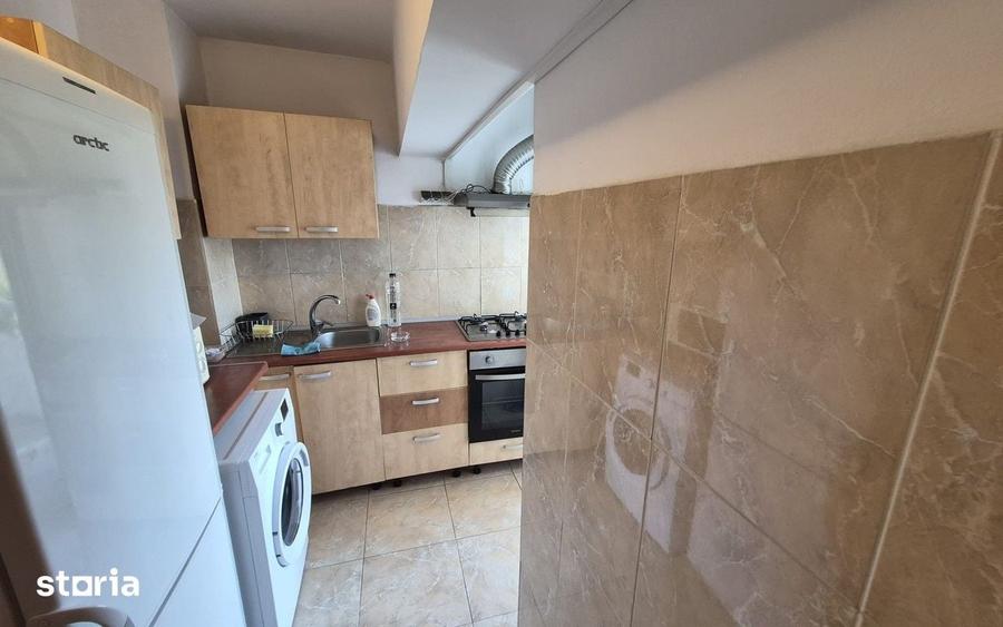 Apartament cu 3 camere în Centrul Civic
