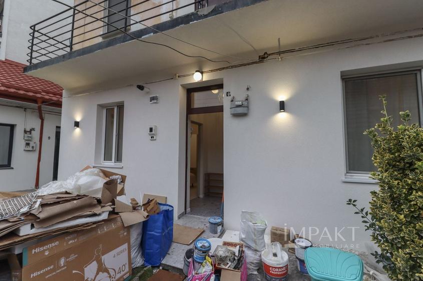Apartament cu 2 camere semidecomandat, mobilat în Central