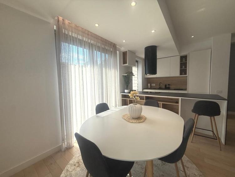 Apartament cu 3 camere decomandat, mobilat în Floreasca