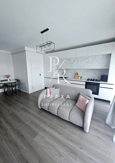 Apartament cu 2 camere semidecomandat, mobilat în Florești