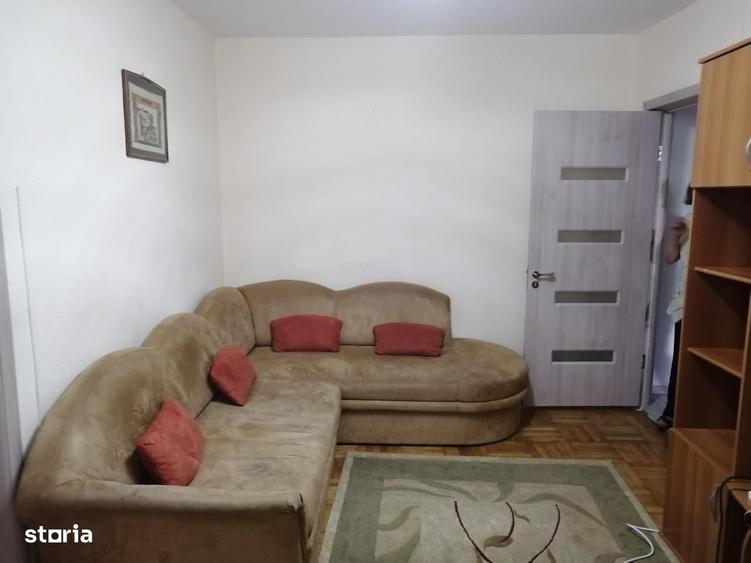Apartament 3 camere zona Ciresica - etaj 1 - centrala proprie - 7