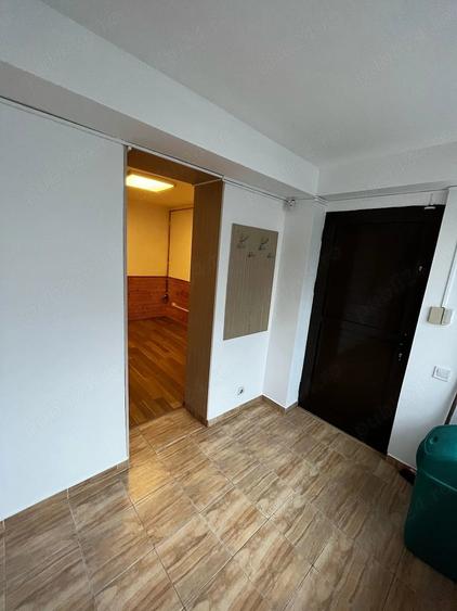 Spațiu comercial, de 37 mp, în Războieni