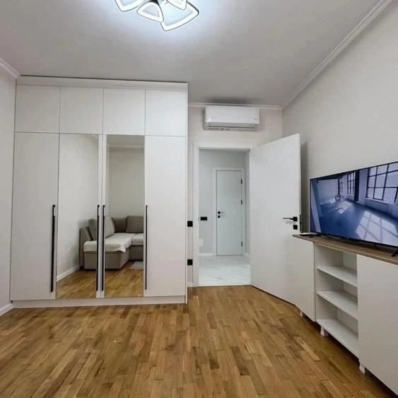 Apartament cu 2 camere decomandat în Crângași