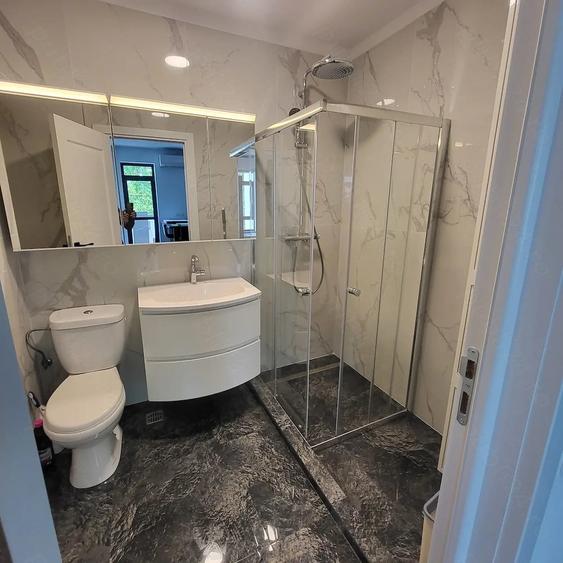 Apartament cu 2 camere semidecomandat în Sisești