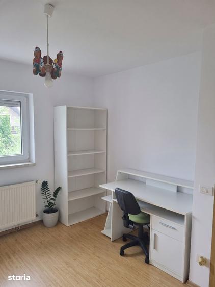 Casă cu 5 camere cu Teren 505 Mp în Șelimbăr