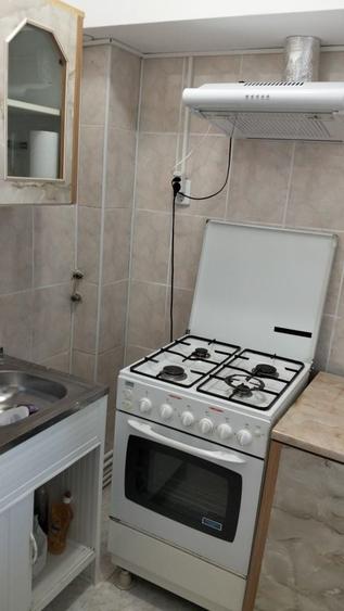 Garsonieră în Sârbi