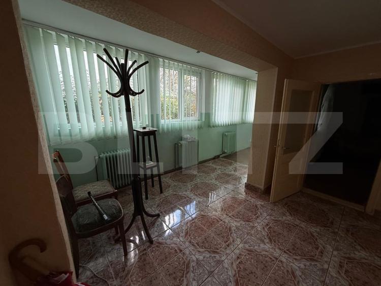 Casă individuală cu 4 camere cu Canalizare în Gheorghe Doja