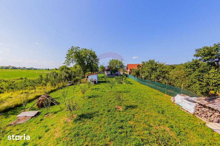 Casă cu 3 camere cu Teren 1732 Mp în Tăuții-Măgherăuș
