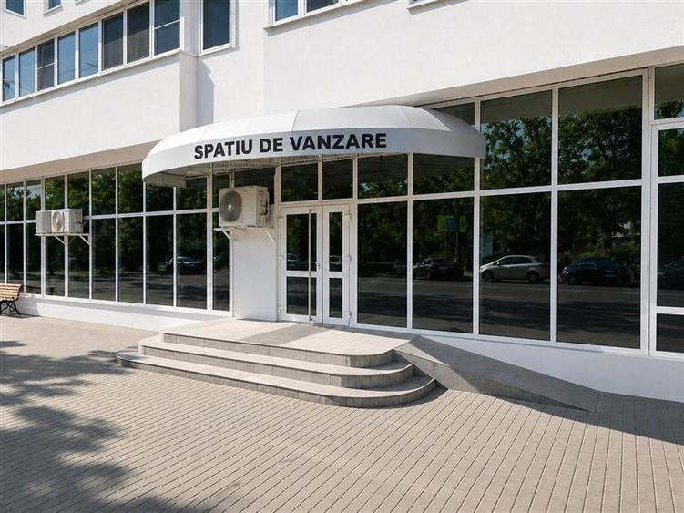 Spațiu comercial, de 184 mp, în Păcurari