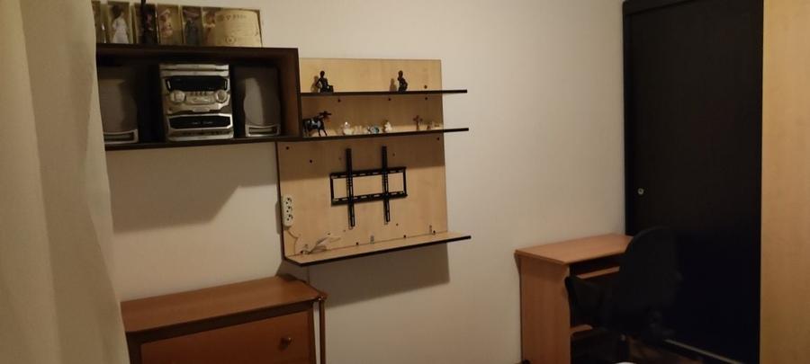 Apartament cu 2 camere decomandat în Roșu — fotografia 1