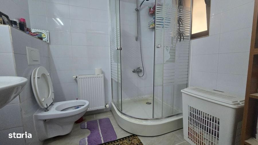 Casă cu 4 camere cu Teren 502 Mp în Galata