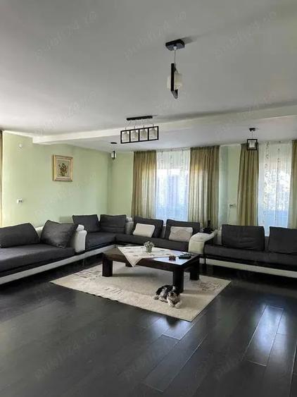 Casă cu 6 camere cu Teren 750 Mp în Central