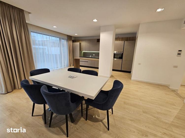 Apartament cu 4 camere în Central