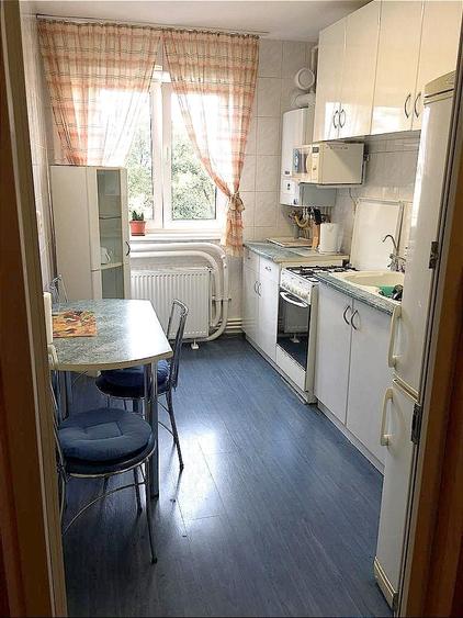 Apartament cu 3 camere decomandat în Tomis Nord