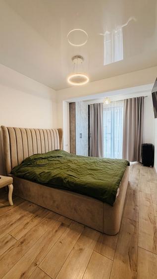 Apartament cu 2 camere decomandat în
