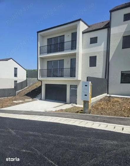 Casă cu 4 camere cu Teren 355 Mp în Chinteni