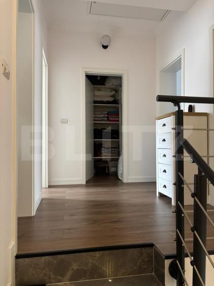 Casă individuală cu 4 camere cu Teren 350 Mp în Covaci