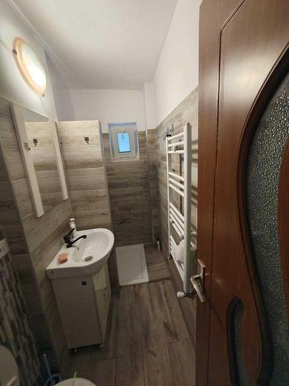 Apartament cu 4 camere decomandat, mobilat în Frumoasa