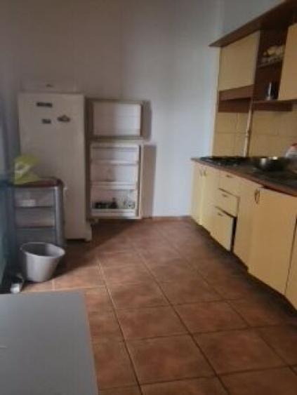 Casă cu 5 camere cu Teren 40 Mp în Parcul Carol