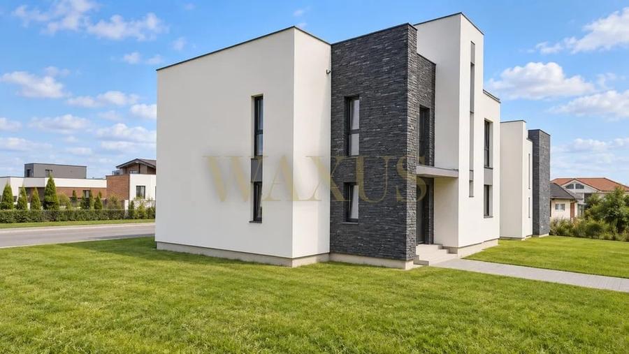Duplex cu 4 camere cu Canalizare în Europa