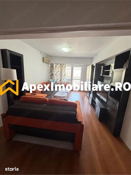 Apartament cu 4 camere decomandat în Centrul Civic