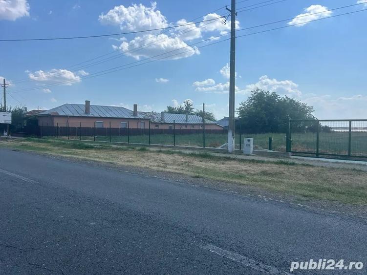 Teren de 5000 mp, în Băile