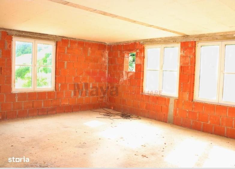Casă cu 4 camere în Breaza