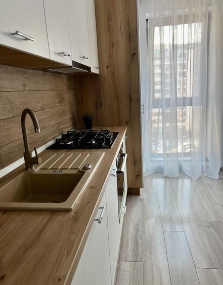 Apartament cu 2 camere decomandat în Drumul Taberei