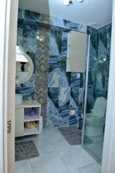 Apartament cu 2 camere semidecomandat, mobilat în 1 Mai