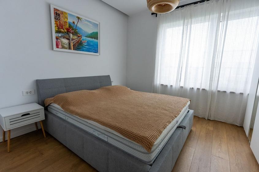 Casă individuală cu 3 camere cu Canalizare în Tunari