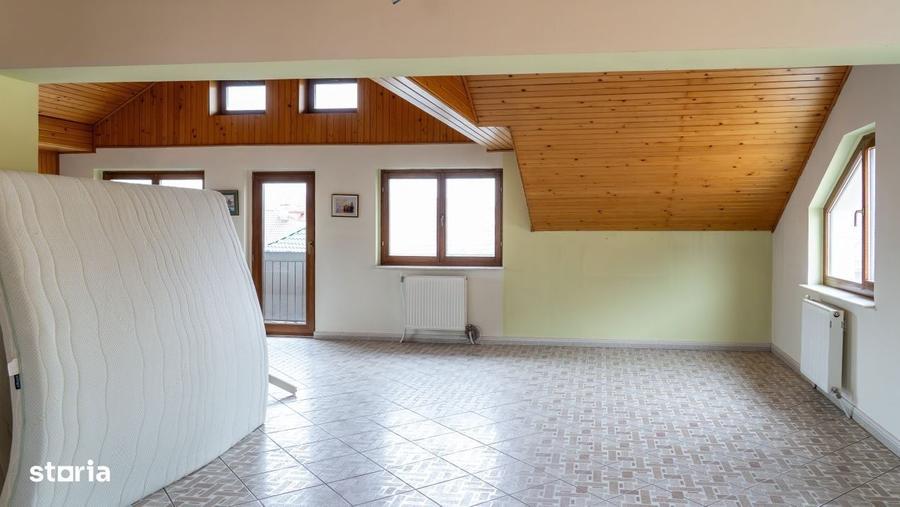 Casă cu 4 camere în Ștefan cel Mare